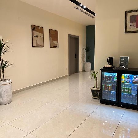 Sky Hotel Aqaba Exterior photo