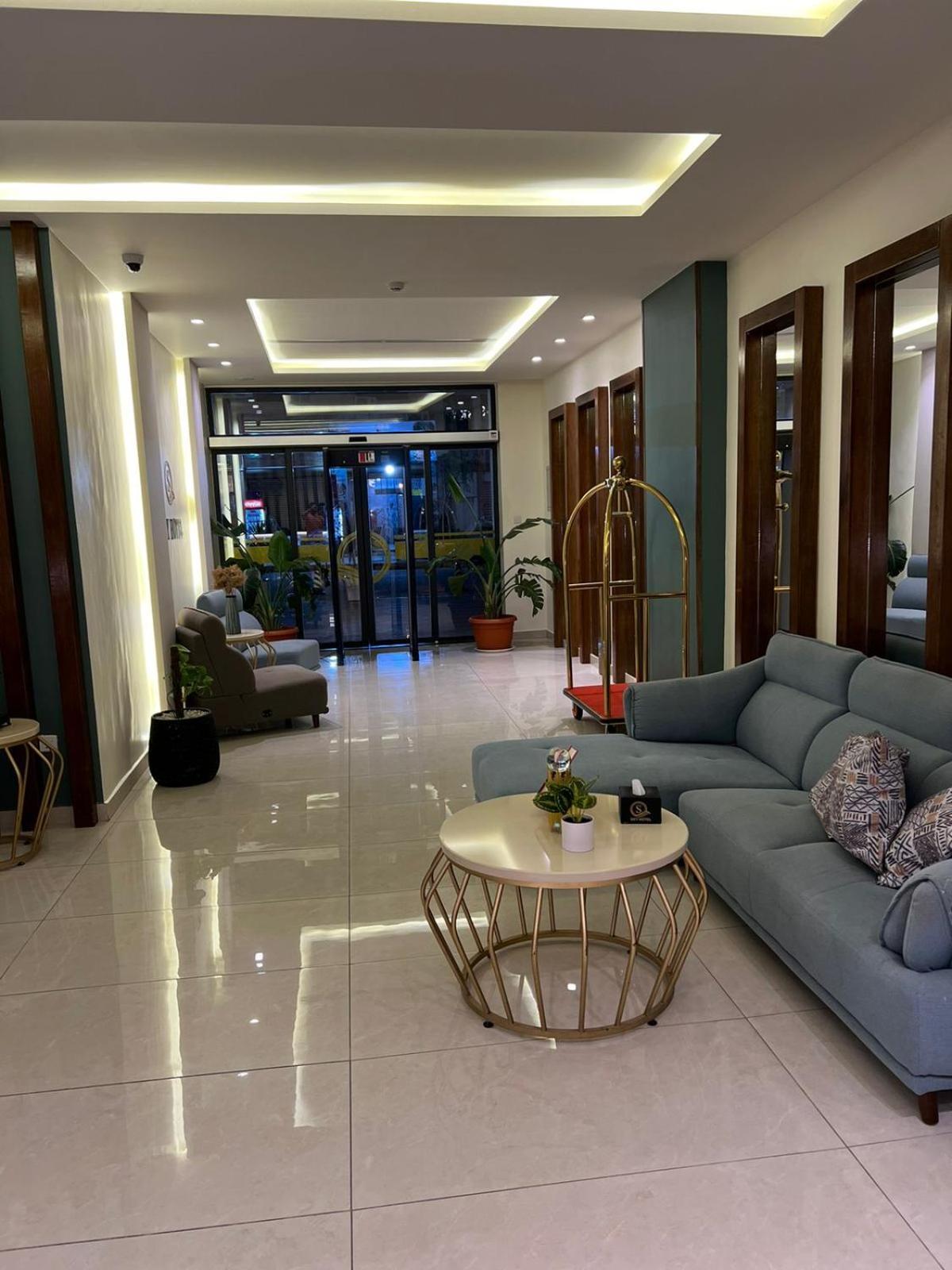 Sky Hotel Aqaba Exterior photo