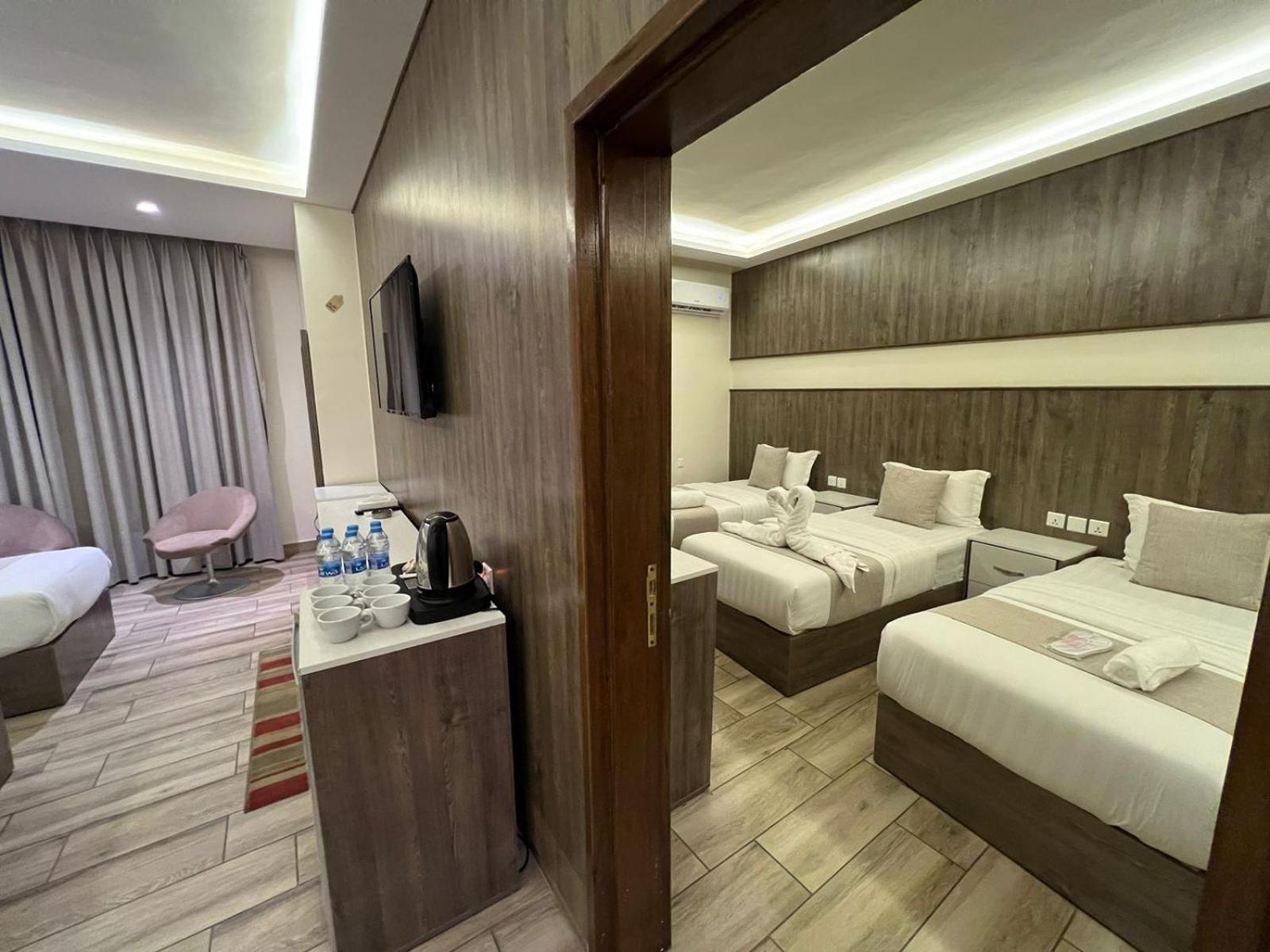 Sky Hotel Aqaba Exterior photo