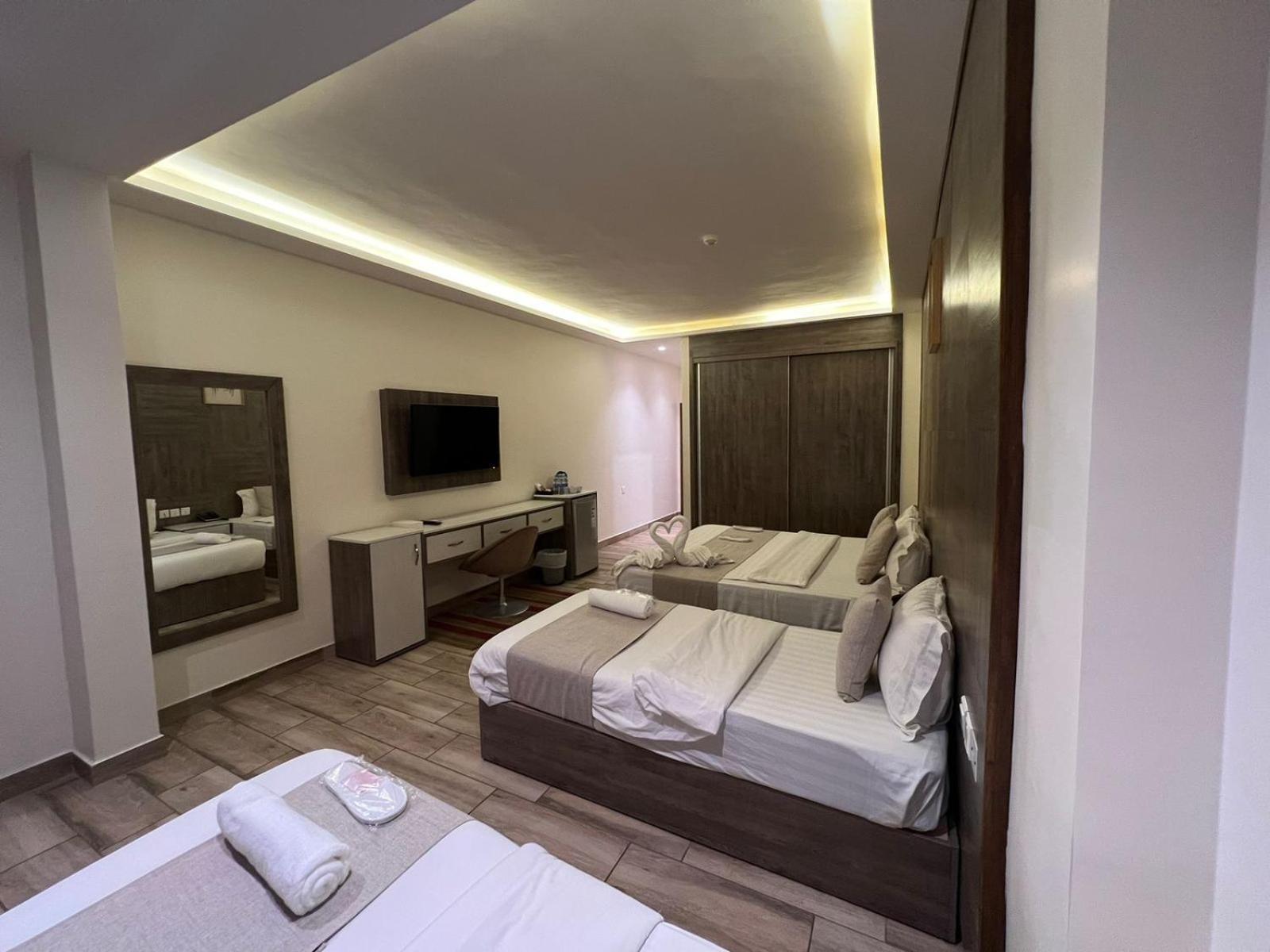 Sky Hotel Aqaba Exterior photo