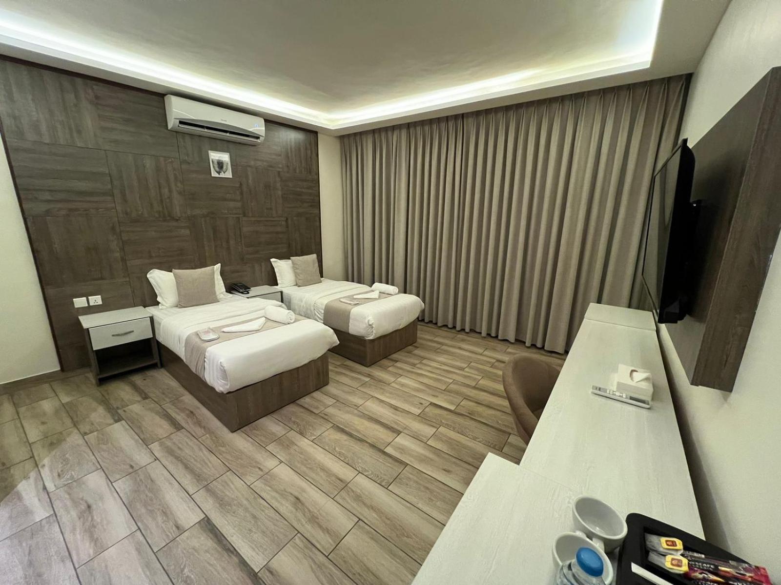 Sky Hotel Aqaba Exterior photo